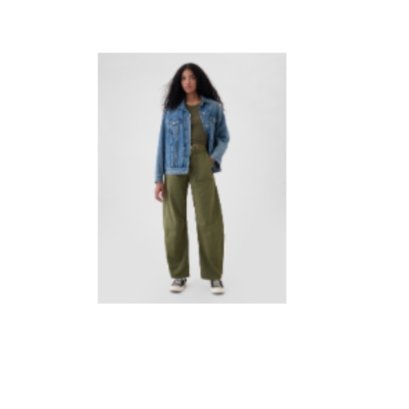 GAP Pants - GAP Midrise Twill Barrel Pants